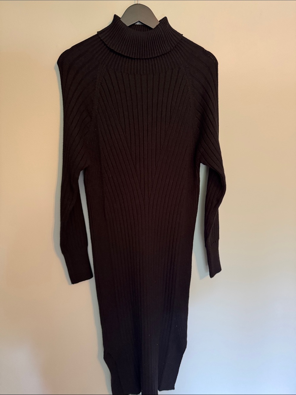 Bluivy Black Ribbed Turtleneck Long Sleeve Dress